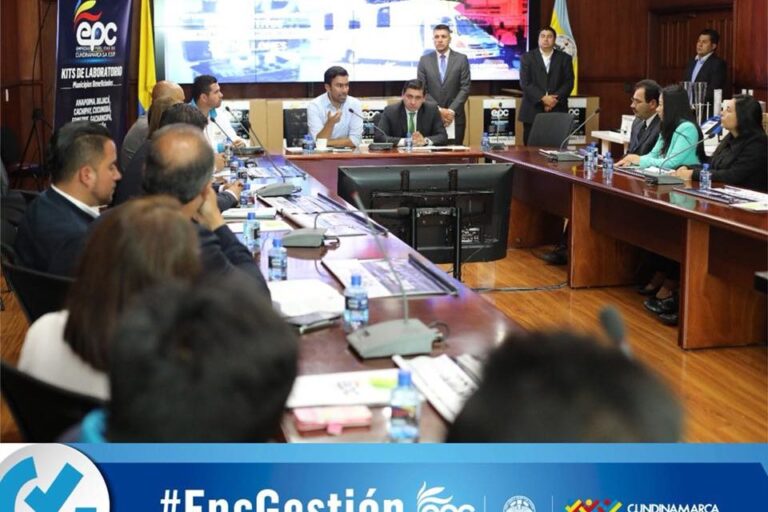 29598397_1704176752991786_8416774295978155029_n-960x640