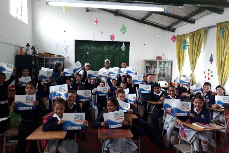 30441599_1709159269160201_3796734901932261376_n-960x640