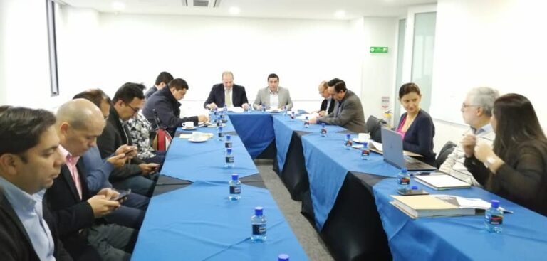 56732781_2222534441156012_5081962405940953088_n