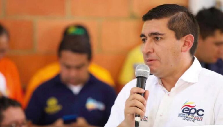 61929895_2326701560739299_302974109820649472_n